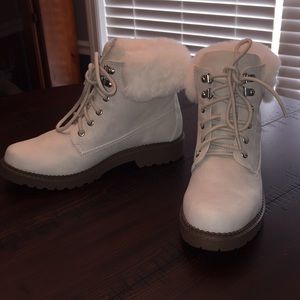 Women’s Esprit Chelsea Boots